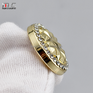 Cao cấp ánh sáng vàng 3D Cắt mặt Rhinestone thiết kế túi may nút sang trọng hiện đại kim loại quần áo nút - Product Image 4