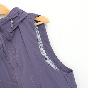 カスタムレディース軽量ガールズベストソフトシェルノースリーブジャケットジッパー防風フード付きポケット付きランニングハイキングゴルフベスト - Product Image 5