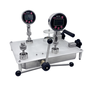 Pompe d'essai numérique de calibration hydraulique ultra-élevée 300 MPa pour comparaison - Product Image 4