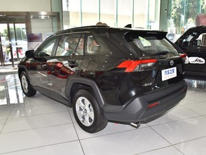 Offre Spéciale Voiture d'occasion Toyota RAV4 Hybride 20L 2WD Elite AWD SUV Compact de Luxe 0 km pour le marché d'Oman, des Émirats Arabes Unis et de Téhéran - Product Image 4