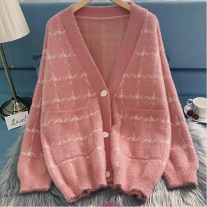 Vente en gros et au détail Fabricant de vêtements sur mesure Cardigan à col en V grande taille pour femmes <span class=keywords><strong>Pull</strong></span> en tricot pour femmes - Product Image 2