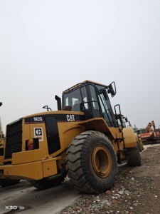 Chargeur frontal Caterpillar 962G d'occasion, capacité nominale de 9 tonnes, moteur CAT, modèle 2023, à vendre - Product Image 3