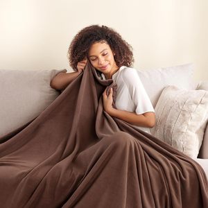 Bán buôn <span class=keywords><strong>100</strong></span>% <span class=keywords><strong>Polyester</strong></span> cực Fleece Vải fleece chăn Trọng lượng nhẹ giường ném chăn - Product Image 2