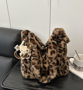 Plush men's and women's universal large capacity zipper <b>canvas</b> <b>backpack</b> new autumn and winter versatile shopping bag - Product Image 5