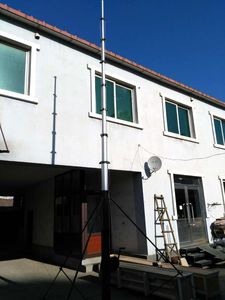 Mástil telescópico de manivela manual resistente de 8m y 26 pies para antenas y cámaras CCTV - Product Image 3