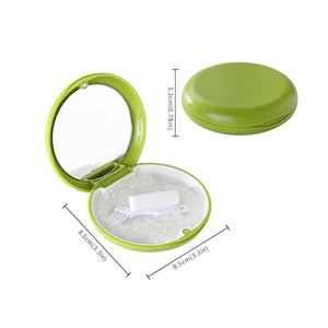Estuche Redondo Verde para Dentaduras Postizas, Caja Magnética para Retenedores, Estuche de Almacenamiento para Alineadores con Espejo, Estuche de Viaje para Higiene Bucal - Product Image 1