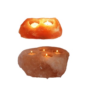 Portavelas de tres orificios de luz de té rosa claro Metal y cristal de forma natural para decoración del hogar y bodas por Sian Enterprises - Product Image 2