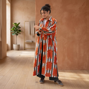 Robe longue à manches longues avec imprimé tigre, coupe ample, tissu tissé décontracté, motif animal, col rabattu, style respirant - Product Image 1