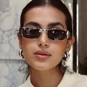 Lunettes de soleil carrées en métal pleine monture 2025 – Nouveauté luxe léger pour femme, protection UV400, style populaire sur internet - Product Image 4
