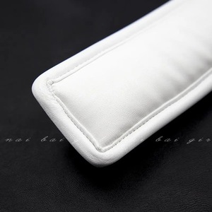 White Soft Collar With Chain And Leather <b>Handle</b> For Adult Use - Product Image 2