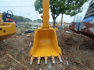 Excavadora de cadenas CAT 313D2L de 12 toneladas con cazo de excavación, modelo usado, precio bajo, buen rendimiento, 1 año de garantía. - Product Image 3