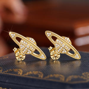 Pendientes de Constelación Dorada E4383, Joyería de Moda para Mujer, Chapados en Oro, Aleación, Cristal, Diamantes de Imitación, Diseño Moderno - Product Image 4