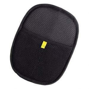 ถุงมือกำจัดขนสัตว์เลี้ยงแบบพกพา ถุงมือดูแลขนสำหรับแมวและสุนัข - Product Image 1