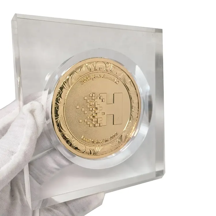 Company logo Acrylic Holder Middle East Arabic Custom Metal Coin Award Trophy