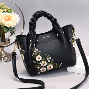Newest Ladies Bags Fashion High Quality Pu Leather Luxury Bags Women's Handbags - Product Image 6