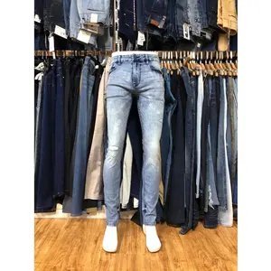 China Factory Custom Men's Multi-Pocket Zipper Feet Jeans overruns branded clothing readymade garments