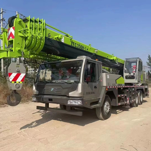 Camión Usado Zoomlion de 50 Toneladas con Grúa, Aprobado por la EPA para Proyectos de Construcción, a Precio Accesible - Product Image 1