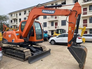 Excavatrice d'occasion Doosan, DX75LC-9C de 7,5 tonnes, Japon, toute neuve, haute qualité, horaires réduits CE et EPA à vendre - Product Image 4