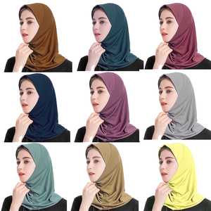 Benutzer definierte Mode Schöne Farbe Plain Polyester Schnellt rocknen Muslim Schal Turban Instant Loop <span class=keywords><strong>Tupe</strong></span> Caps Schal Hijab für Frauen Mädchen - Product Image 2