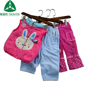 Vendemos todo tipo de nombre de Marca mixta de los <span class=keywords><strong>niños</strong></span> <span class=keywords><strong>ropa</strong></span> de invierno <span class=keywords><strong>ropa</strong></span> de estilo de Taiwán - Product Image 5