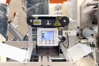 Machine industrielle automatique de fabrication et de pliage de serviettes en papier, commande PLC, moteur haute vitesse, 2000-4000 pièces/min, type L