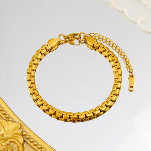 Bracelet Hip Hop YF8005 pour femmes, hommes et couples, plaqué or 18 carats, acier inoxydable résistant à l'eau, pour tous les jours - Product Image 4