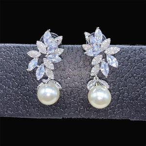 RE4159 Zircon <span class=keywords><strong>Pierre</strong></span> Feuilles Boucles D'oreilles CZ Perles Boucle D'oreille pour les Femmes Bijoux De Mode - Product Image 3