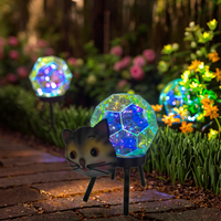 Lampe de jardin solaire LED pour animaux, décoration extérieure étanche en forme de chat et de lapin mignon pour patio et balcon.