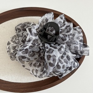 Pinza de Pelo Grande con Diseño Retro de Leopardo y Malla para Mujer, Uso Diario - Product Image 5