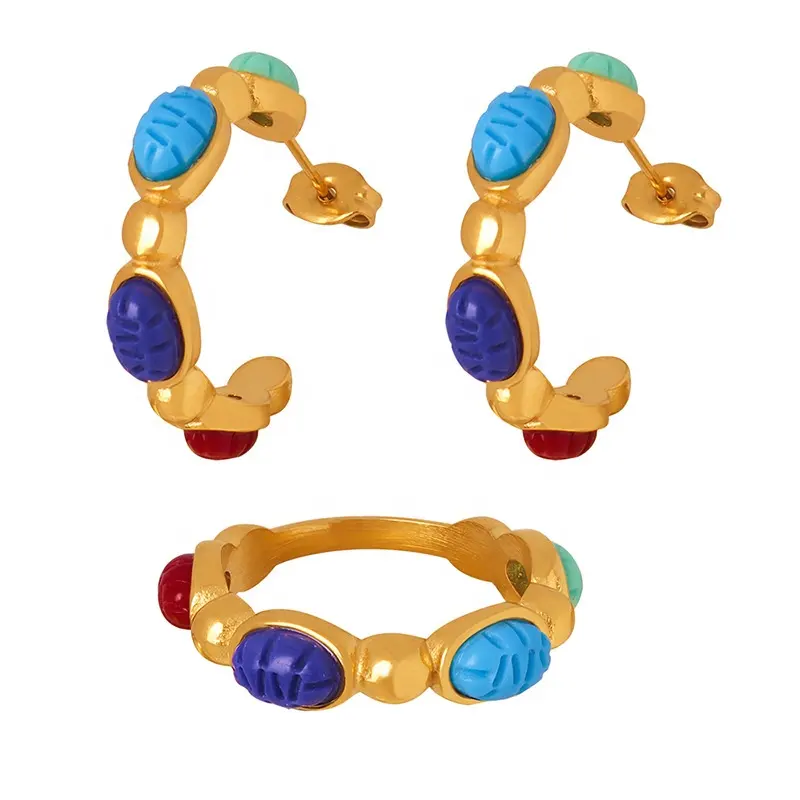 Vente en gros d'ensembles de bijoux de mode 2 pièces personnalisés en résine colorée en acier inoxydable or 18 carats ensembles de bagues et de boucles d'oreilles pour femmes