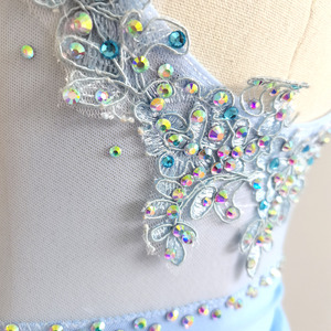 LIUHUO Abito da Danza Lirica per Ragazze, Vestito da Pole Dance di Lusso con Luci per Competizioni, Blu Chiaro Personalizzabile BD9385 - Product Image 4