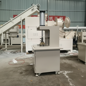 Machine de petite taille machines de fabrication de savon solide - Product Image 1