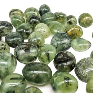 للبيع بالجملة أحجار كريمة من أحجار بريهنيت الخضراء الكريستالية الطبيعية ، حصى من الكرستال الأخضر للبيع - Product Image 2