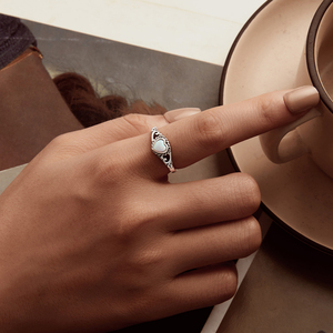 <span class=keywords><strong>Noble</strong></span> et élégant Vintage Love Heart Opal Pattern Ring S925 Sterling Silver Gemstone Ring pour les anniversaires et les fêtes - Product Image 4