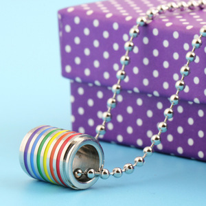 Collar con colgante cilíndrico de aleación de zinc arcoíris de 9 mm, cadena corporal de moda para uso diario para mujer - Product Image 2