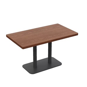 Ensemble de salle à manger avec banquette recouverte de velours courbé, table ronde en bois massif, chaise à imprimé léopard, idéal pour bar à vin ou <span class=keywords><strong>restaurant</strong></span> - Product Image 4