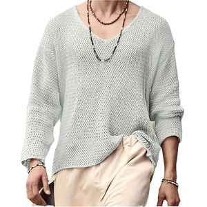 Pull tricoté ajouré ample à col en V et manches longues de couleur unie style rétro pour homme de Brandour Apparels – Anti-boulochage - Product Image 4
