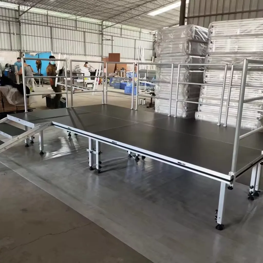 À vendre bon marché en aluminium Assembler Portable Stage Stair Outdoor Podium Stage Platform