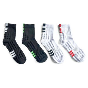 Athletic <b>Socks</b> Mid-Calf Bubble Bottom Non-Slip For Badminton Basketball <b>Training</b> Gray White Black Red Green Solid Color Blocking - Product Image 1