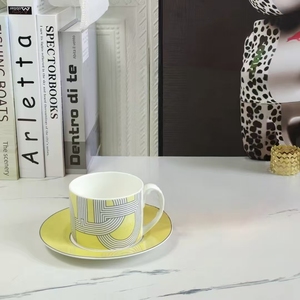 Hot Sale 4pcs Nordic Luxury Yellow Runway Restaurant <b>Set</b> Ceramic Plate with Gift Box - Product Image 4
