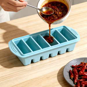 Boîte de conservation alimentaire sans BPA à 4 compartiments, moule en silicone pour soupe, sauce, glaçons, beurre, chocolat, bac de congélation avec couvercle - Product Image 5