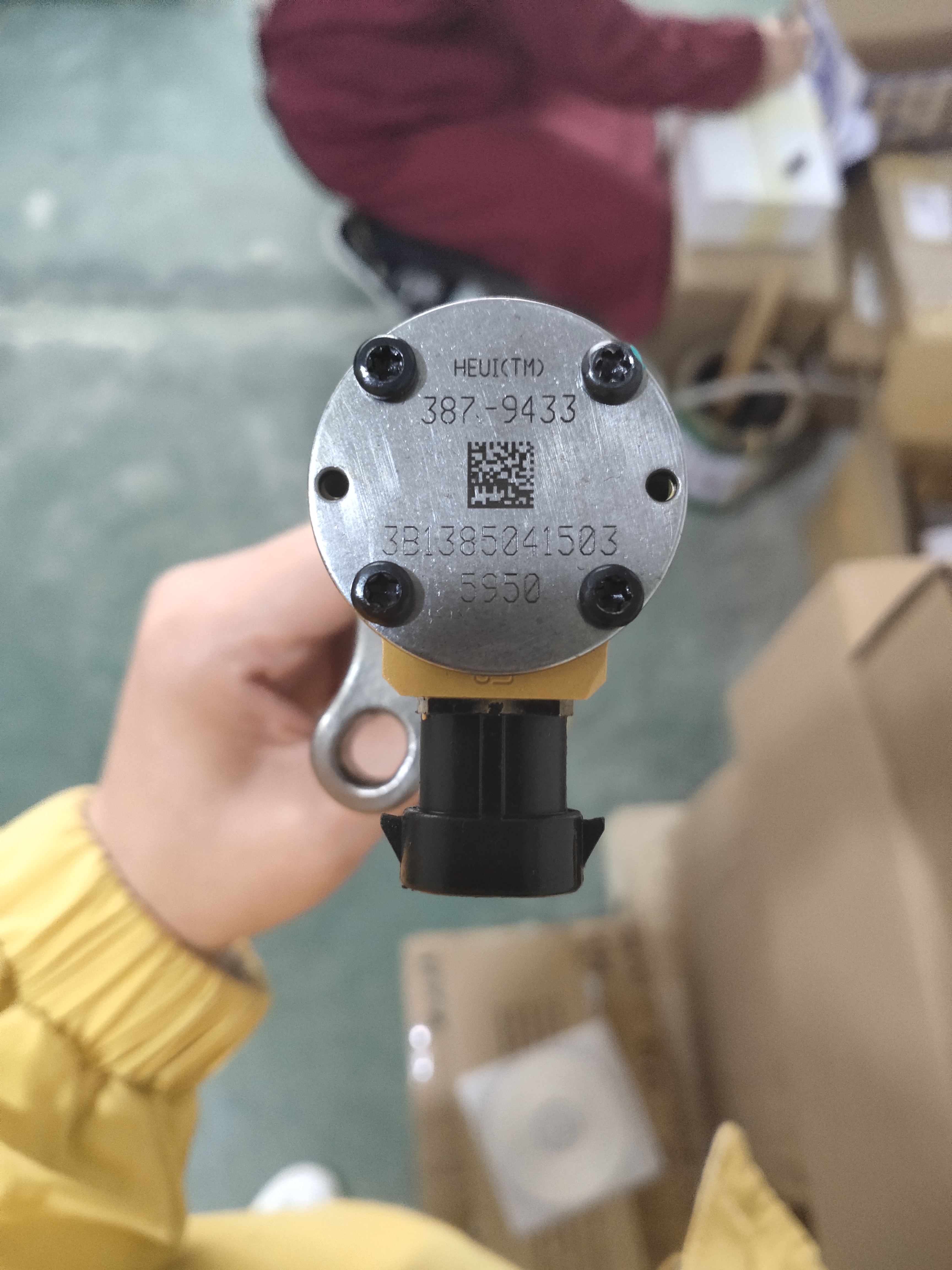 C9 injector nozzle 387-9433 328-2574 common rail injector 5577633 241-3238 3879433 Injector for Caterpillar 330D C9 engine