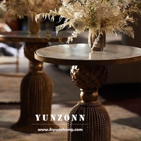 Table d'appoint ronde moderne de luxe 2025 avec design à franges, structure en cuivre durable, plateau en marbre/verre, mobilier de maison pour hôtel et salon