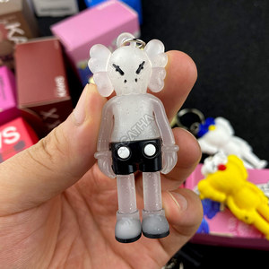 Mềm <span class=keywords><strong>PVC</strong></span> Keyring với hộp phim hoạt hình nhân vật bán buôn tùy chỉnh Keychain <span class=keywords><strong>3D</strong></span> cao su Móc chìa khóa - Product Image 4