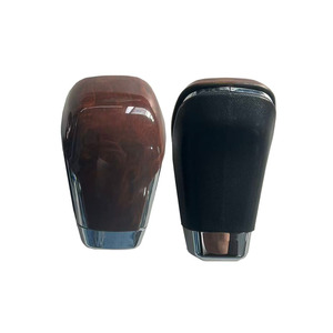 335040N050E0 Pengganti untuk Model Tahun 2010 hingga 2014 ABS Motif Serat Karbon Motif Serat Kayu untuk Toyota untuk Kenop Persneling Crown - Product Image 5