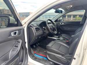 Chery Tiggo 5X d'occasion 2019, conduite à gauche, 1.5L Turbo Automatique, SUV R17, intérieur tissu foncé, garantie kilométrage 25001-50 000 miles - Product Image 6