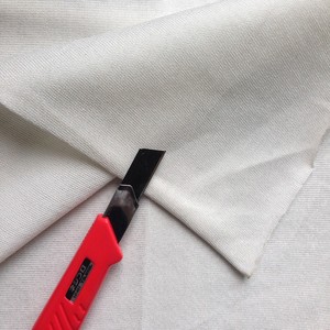 Vêtements de protection de travail en tissu microfibre blanc de qualité supérieure, poids moyen, respirant, résistant aux coupures niveau 5, anti-perforation, sécurité - Product Image 1