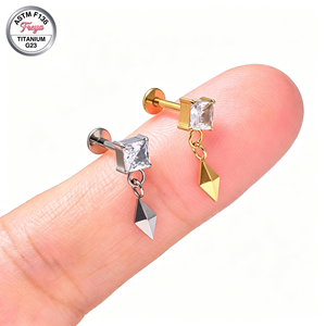 Freya ASTM-F136 Titanio Nuevos Labrets Mixtos con Dijes Colgantes de Circonita Cúbica y Parte Trasera Plana para Piercing de Tragus, Hélix y Cartílago, Joyería Corporal - Product Image 4