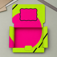Boîte d'emballage en carton écologique à carreaux imprimée sur mesure avec fermeture magnétique, gaufrage et design pliable en gros pour les marques