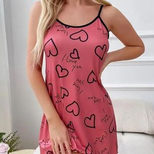 Pyjamas d'été fins européens et américains, camisoles sexy, imprimés cœurs mignons, chemises de nuit, vêtements d'intérieur, vente en gros - Product Image 1